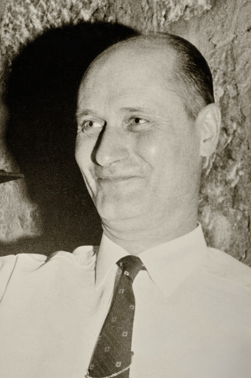 Prof. Heinrich Paschen Prof. Heinrich Paschen